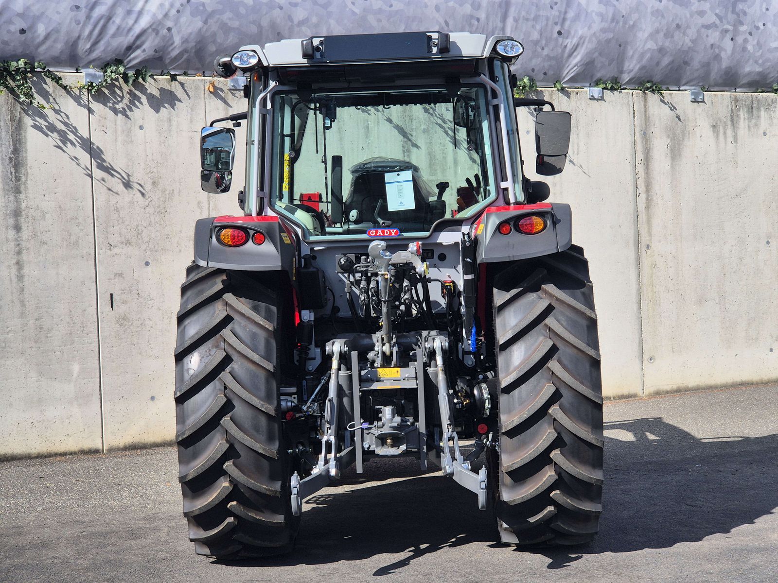 Massey Ferguson MF 5M.115