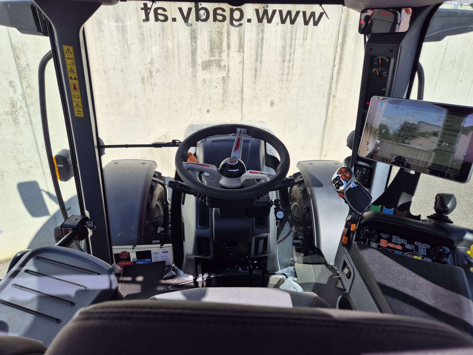 Steyr 6150 Profi CVT (Stage V) 