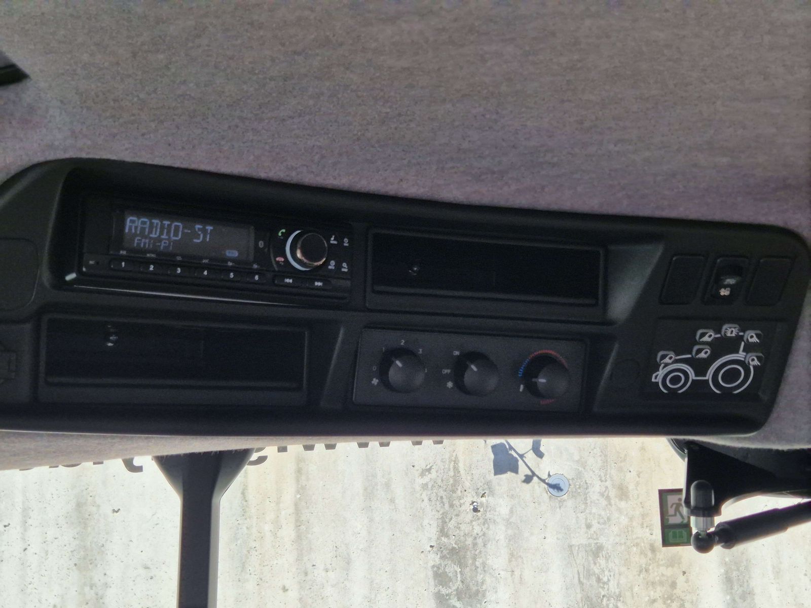 Steyr 6150 Profi CVT (Stage V) 