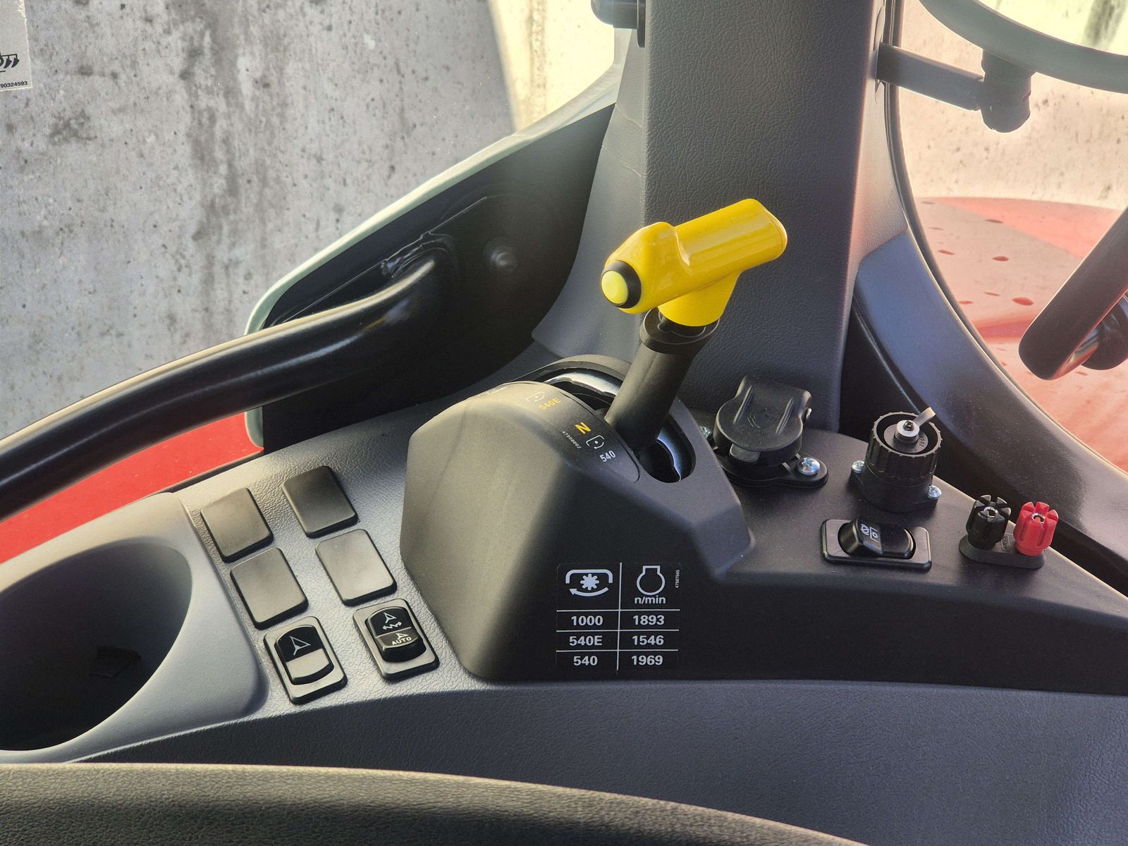 Steyr 6150 Profi CVT (Stage V) 