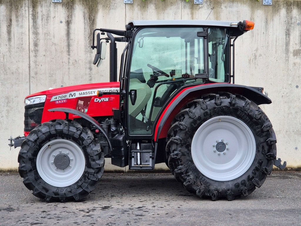 Massey Ferguson MF 4708 M Dyna-2 Kabine