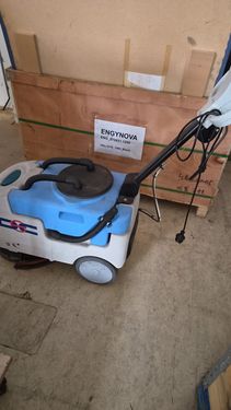 Sonstige Bodenreinigungsmaschine