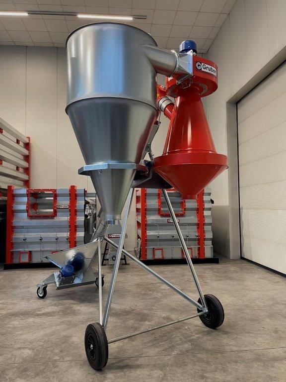 Gruber Getreidereiniger mobile Vorreiniger Kombination 2