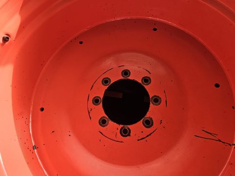 Sonstige DW23x38 8-Loch zu Claas Arion/Axion