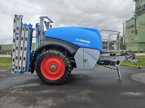 Lemken Vega 12 5000lt. 24m