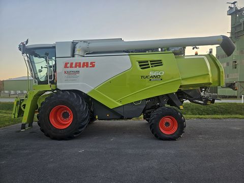 Claas Tucano 560 Montana