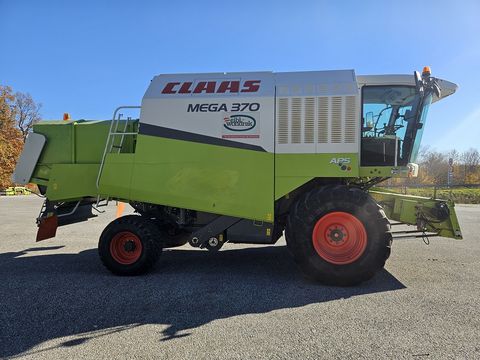 Claas Mega 370