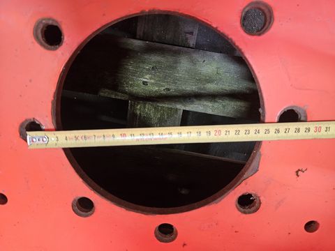 Sonstige W18Lx28 8-Loch zu CLAAS mit NAF Hinterachse