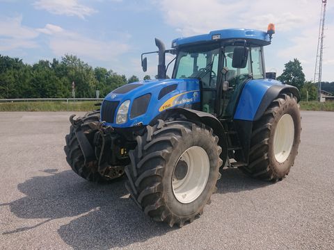 New Holland T7540
