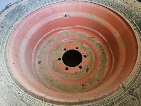 Trelleborg 500/60-26.5 auf Felgen 6-Loch zu Lexion/Tucano