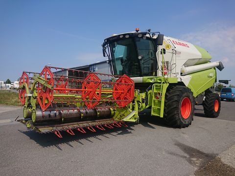 Claas Tucano 450