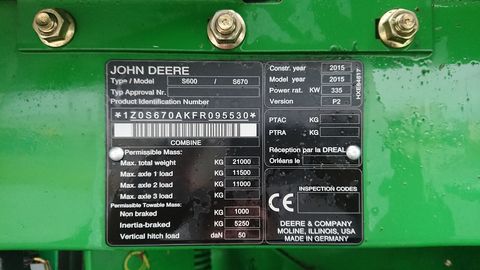 John Deere S670 4wd + MacDon FD75