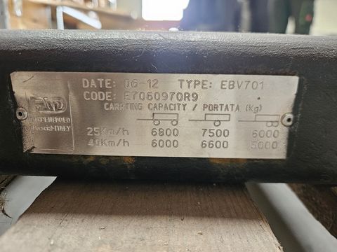 Sonstige FAD Laufachse 6-Loch Flanschmaß 2.000mm