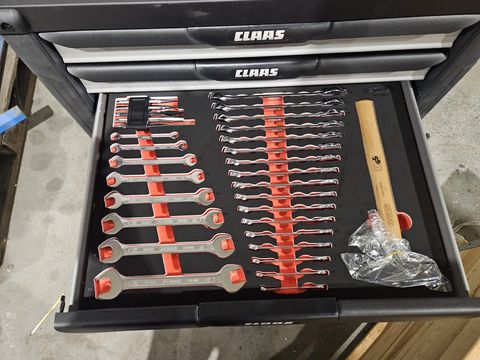 Sonstige CLAAS Farm Parts Werkzeugwagen mit KS Tools
