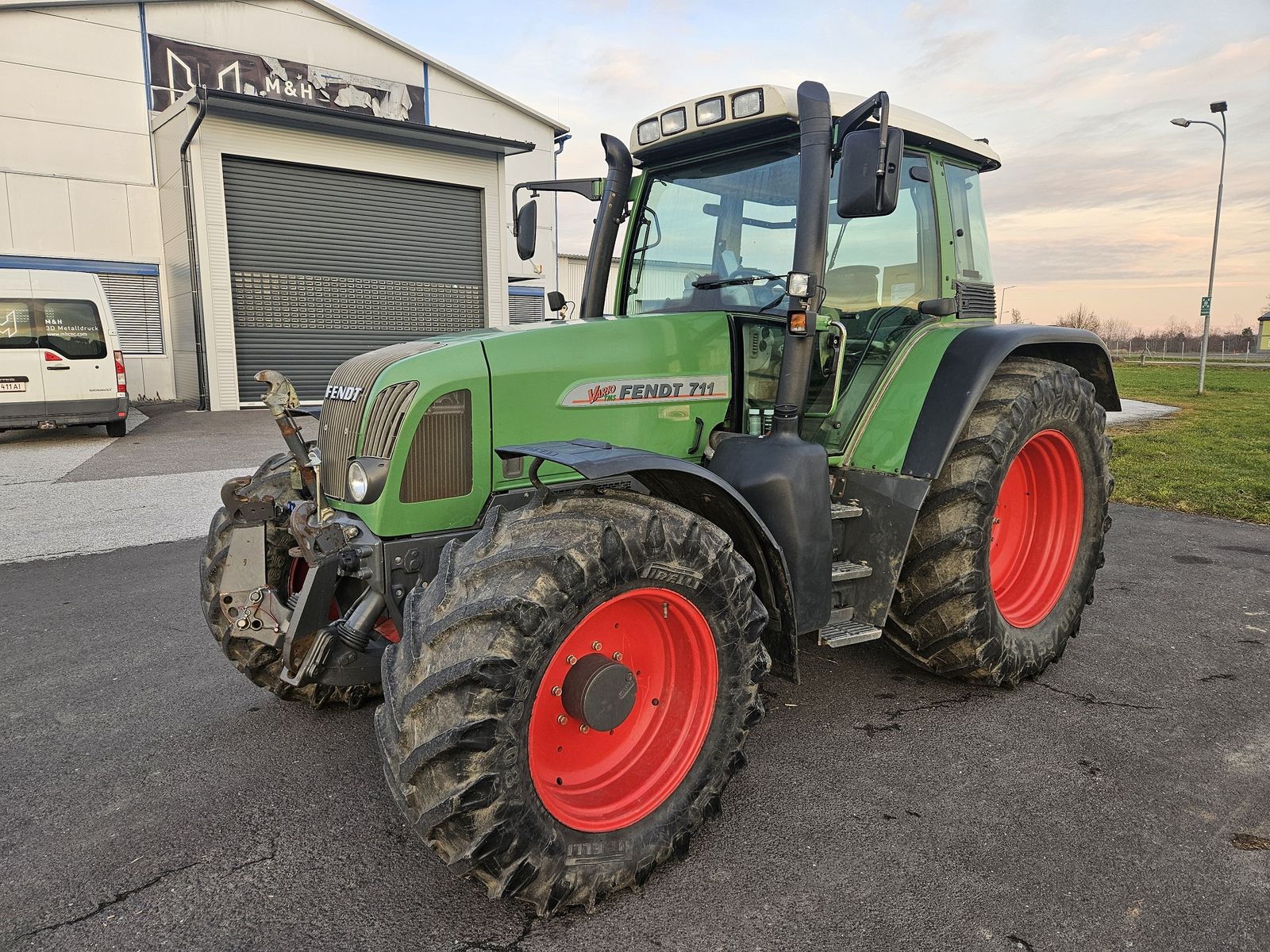 Fendt 711 Vario 1