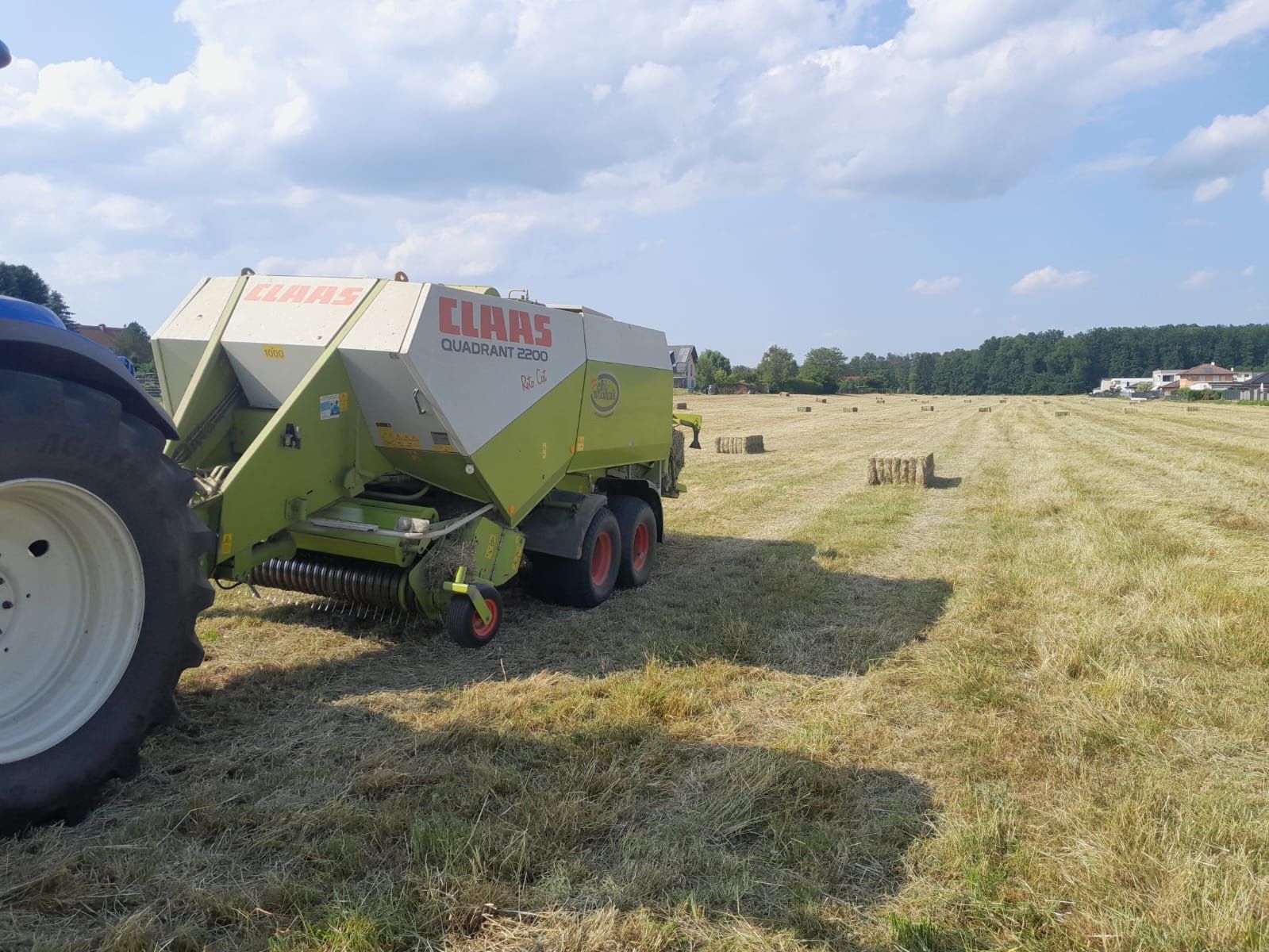 Claas Quadrant 2200 2