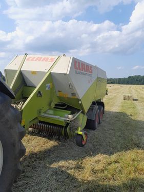 Claas Quadrant 2200