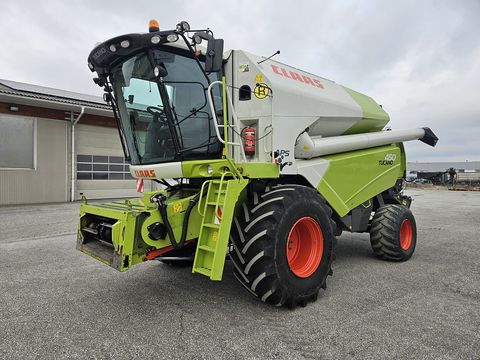 Claas Tucano 450