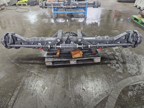 Sonstige CLAAS Lenkachse zu C66, C76 + C8x mit 4-Punkt