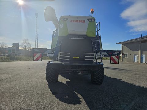 Claas Trion 530