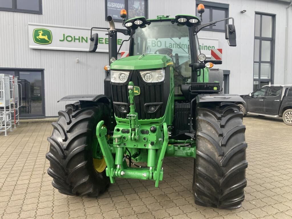 John Deere 6M240 3
