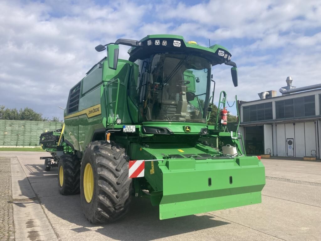 John Deere T5 700 MY25 2