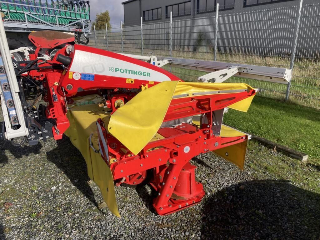 Pöttinger NOVACAT 301 ALPHA-MOTION PRO 3