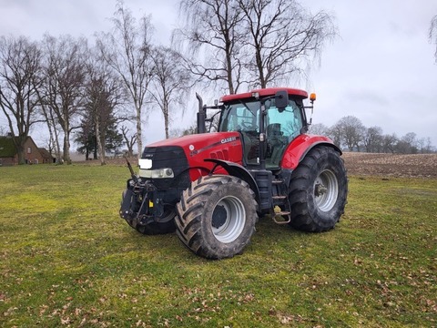 <strong>Case IH PUMA 210</strong><br />
