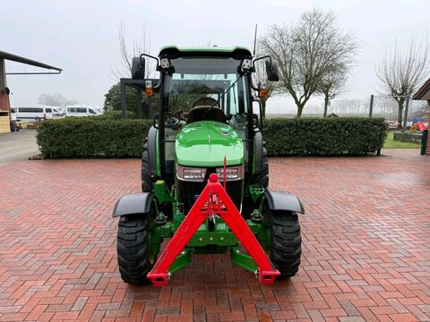 John Deere 4066R 2