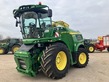 John Deere 8400