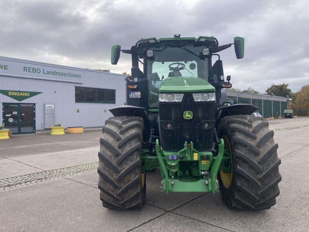 John Deere TRAKTOR 7R350 2