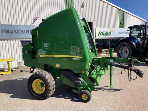 John Deere 854 RUNDBALLENPRESSE