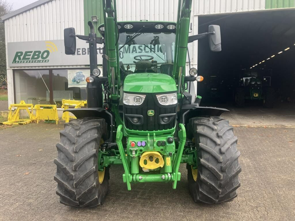 John Deere 6130R 2