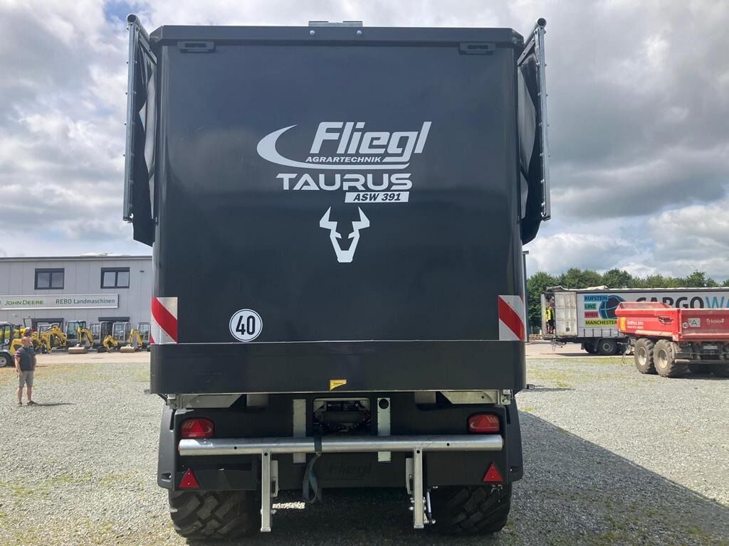 Fliegl GIGANT ASW 391 TAURUS FOX 3