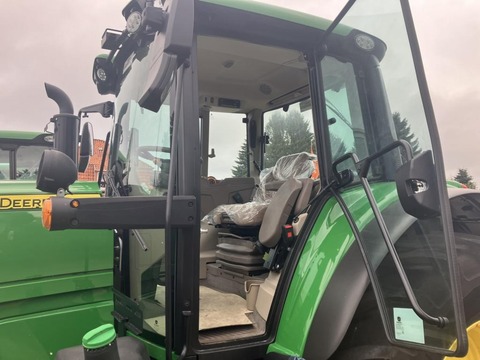 John Deere TRAKTOR 6155M MIT KABINE