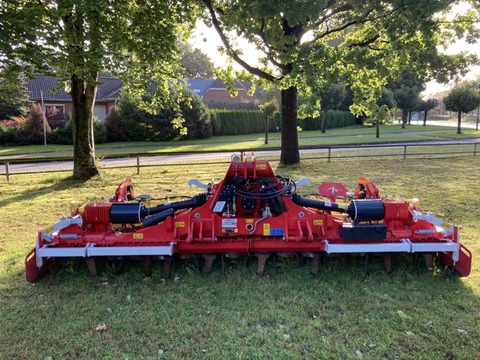 Pöttinger LION 403 C