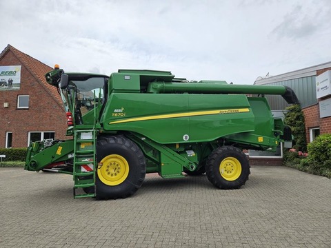 <strong>John Deere T660</strong><br />