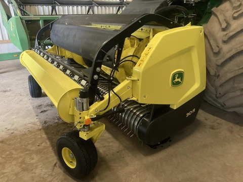 John Deere 30R