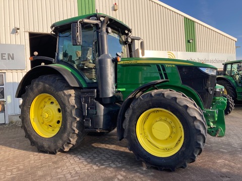 John Deere 7310R