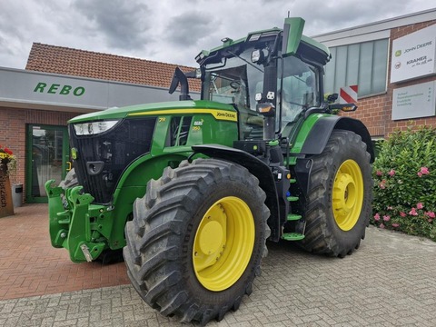 John Deere TRAKTOR 7R350