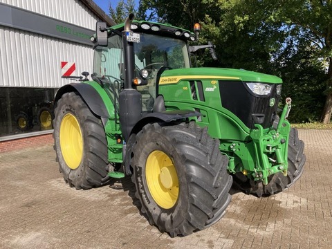 John Deere 6R 195