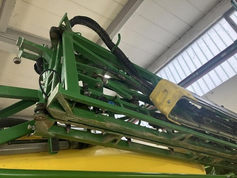 John Deere R962I ANHÄNGEFELDSPRITZE