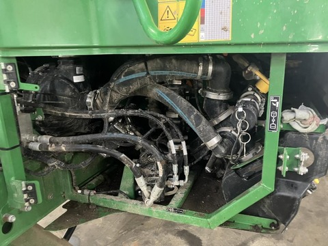 John Deere R962I ANHÄNGEFELDSPRITZE