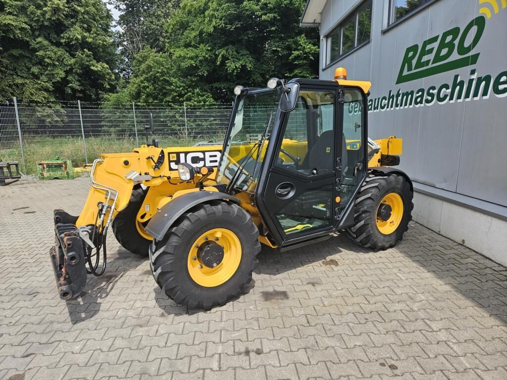 JCB 525-60 1