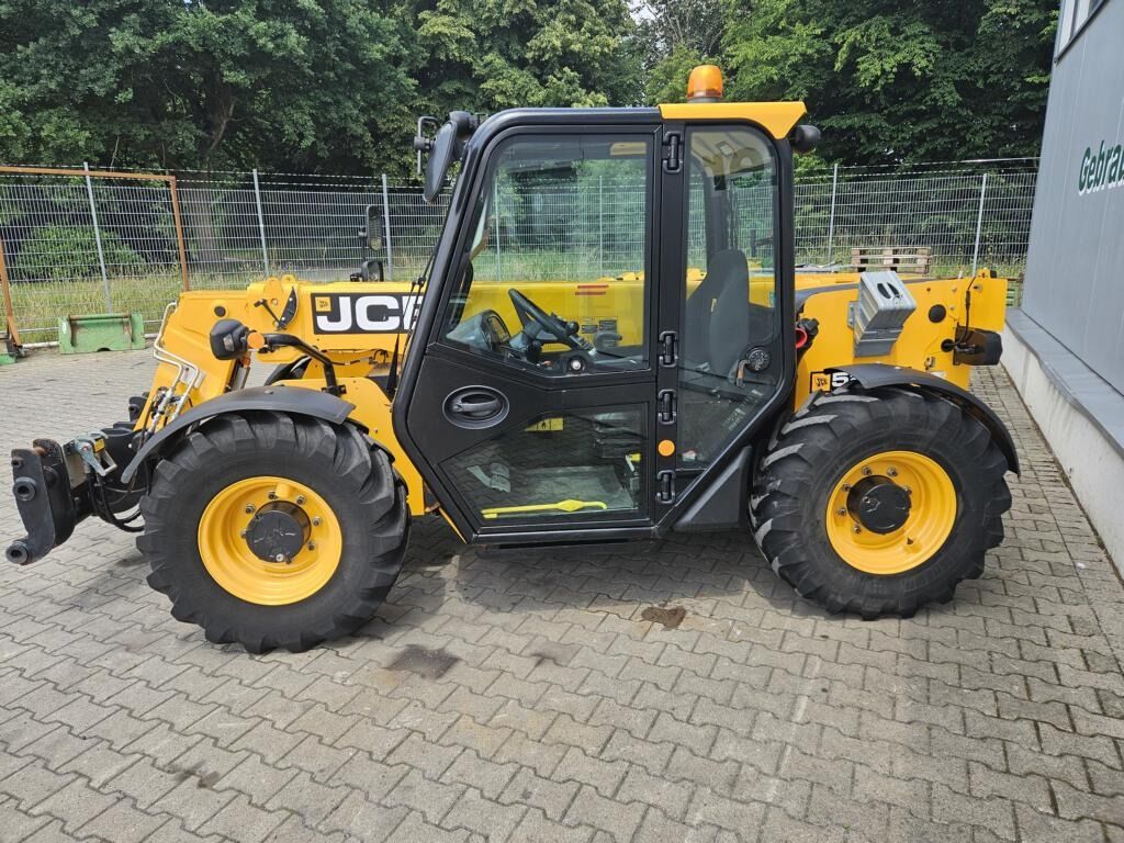 JCB 525-60 2