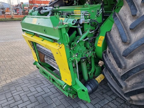 John Deere 8800