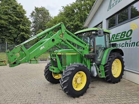 John Deere 6210