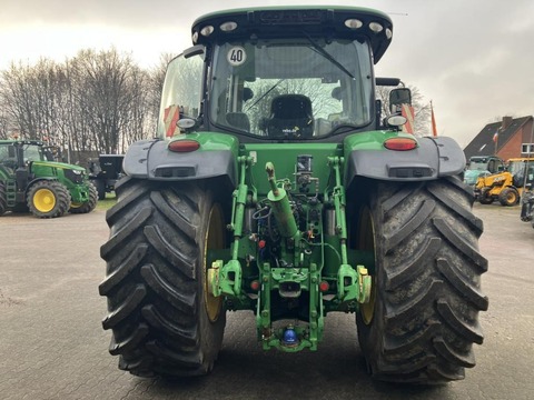 John Deere 8320R