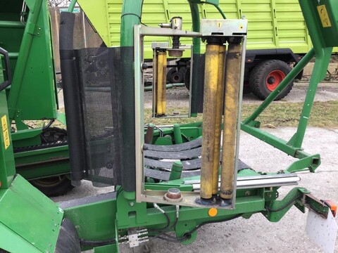 John Deere 744 KOMBI-RUNDBALLENPRESSE