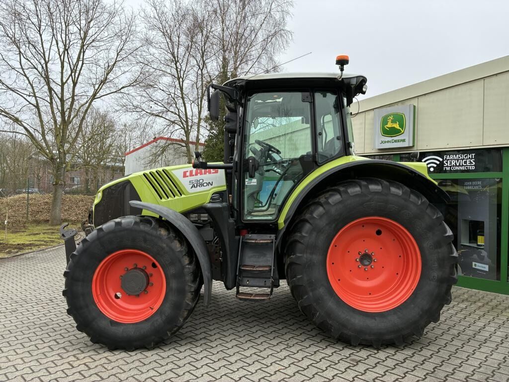 Claas Arion 530 3